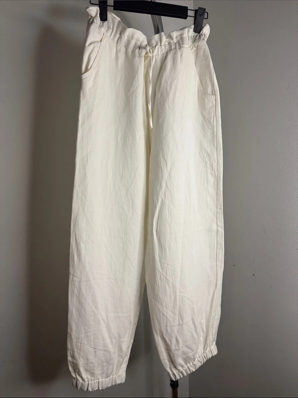 NWT Zara casual white pants adjustable  Size M